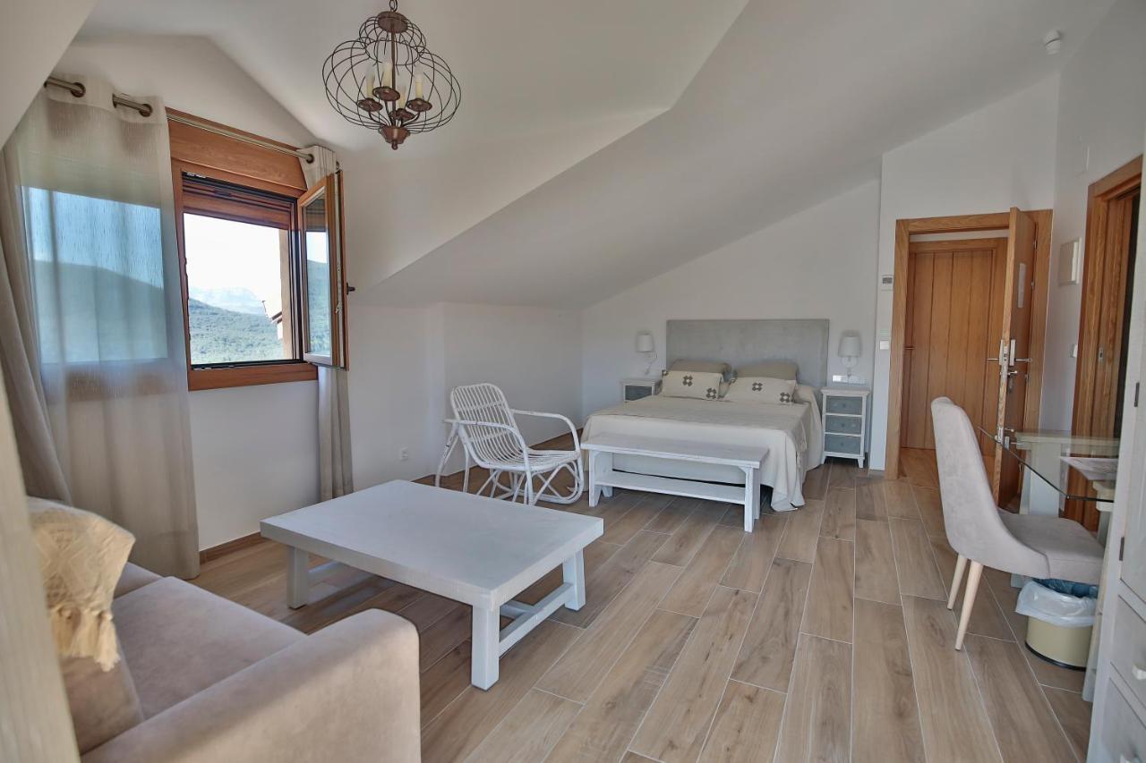 La Posada De Ojebar Nordica Rasines Exteriér fotografie